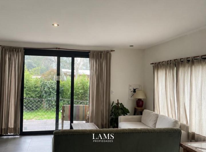 Casa · 98m² · 3 Ambientes