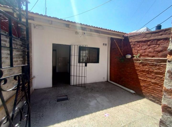 Casa · 1m² · 2 Ambientes