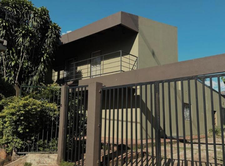 Casa · 160m² · 3 Ambientes · 1 Cochera