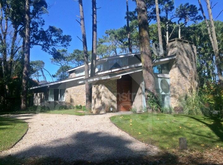 Casa · 191m² · 5 Ambientes