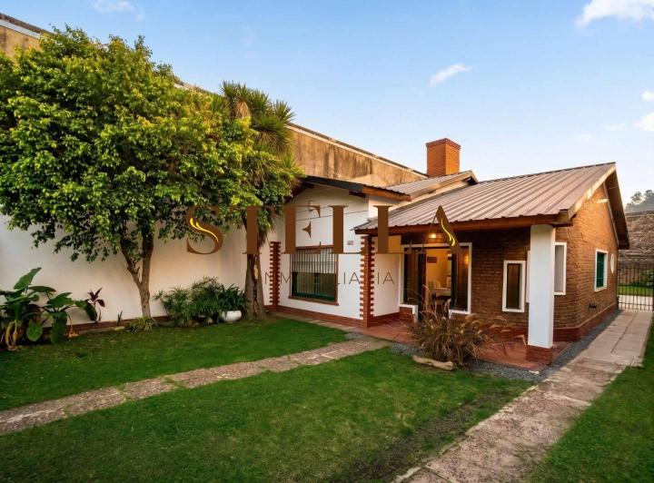 Casa · 100m² · 3 Ambientes · 1 Cochera