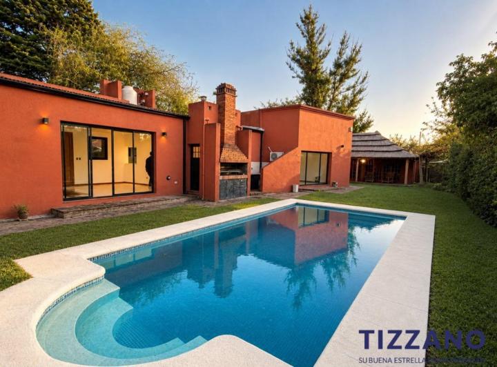 Casa · 199m² · 5 Ambientes · 2 Cocheras