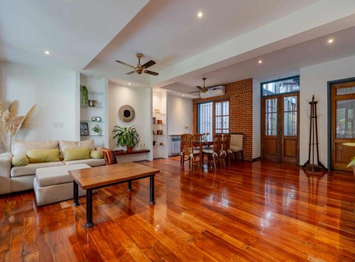 Casa · 148m² · 4 Ambientes · 1 Cochera