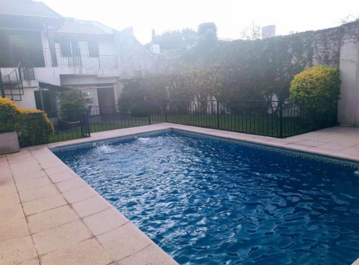Casa · 378m² · 6 Ambientes · 3 Cocheras