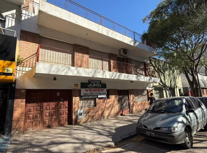 Casa · 150m² · 4 Ambientes · 1 Cochera