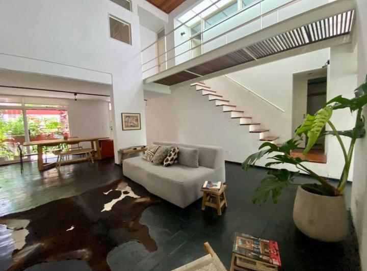 Casa · 200m² · 4 Ambientes · 1 Cochera