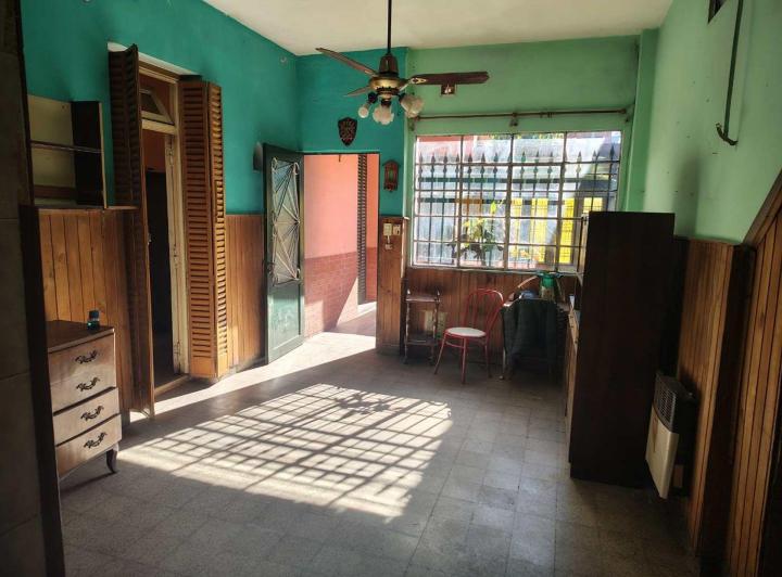 Casa · 70m² · 4 Ambientes · 2 Cocheras