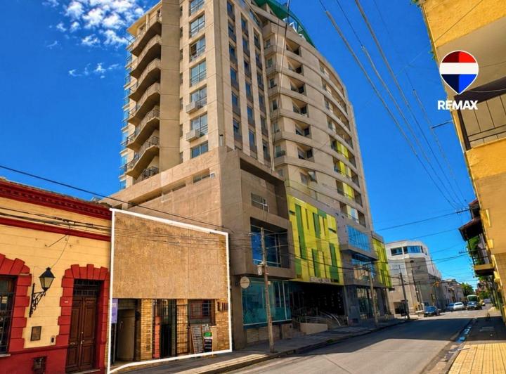 Casa · 320m² · 7 Ambientes