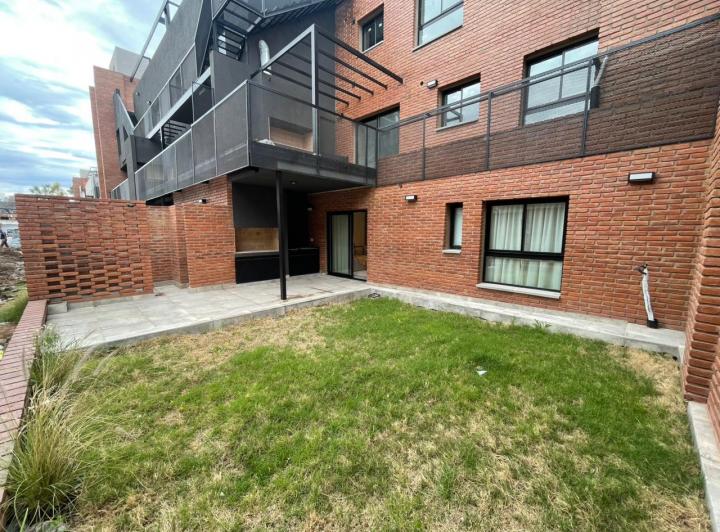 Departamento · 80m² · 4 Ambientes