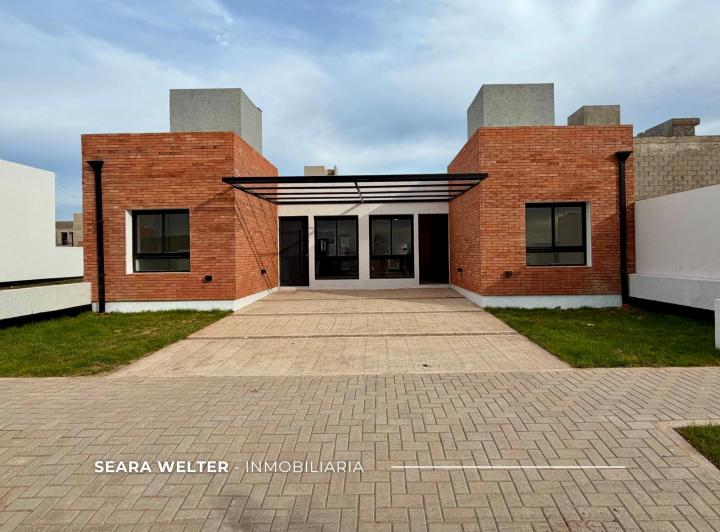 Casa · 80m² · 3 Ambientes · 1 Cochera