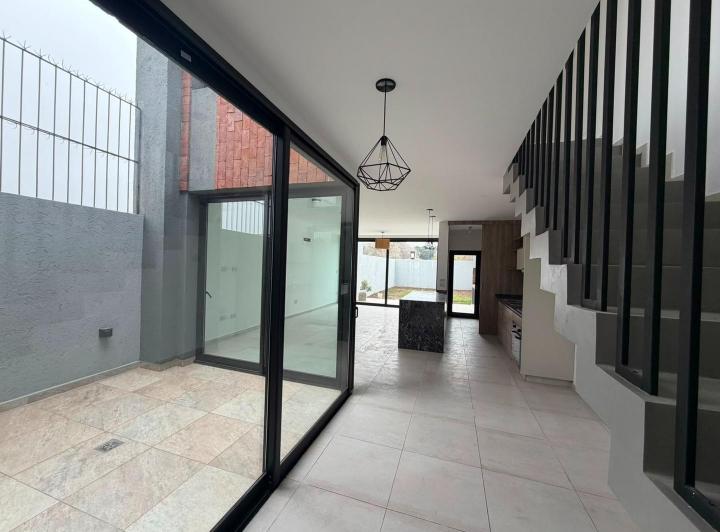 PH · 180m² · 4 Ambientes · 2 Cocheras