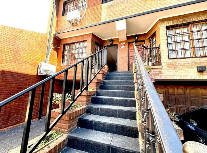 PH · 200m² · 4 Ambientes · 3 Cocheras