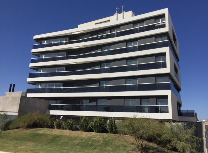 Departamento · 245m² · 10 Ambientes · 2 Cocheras