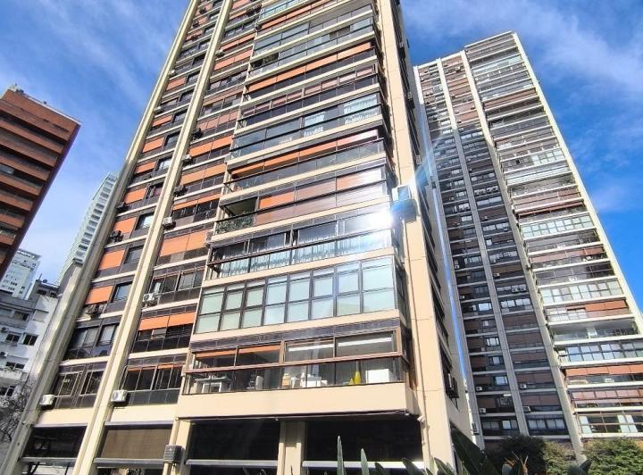 Departamento · 240m² · 4 Ambientes · 2 Cocheras
