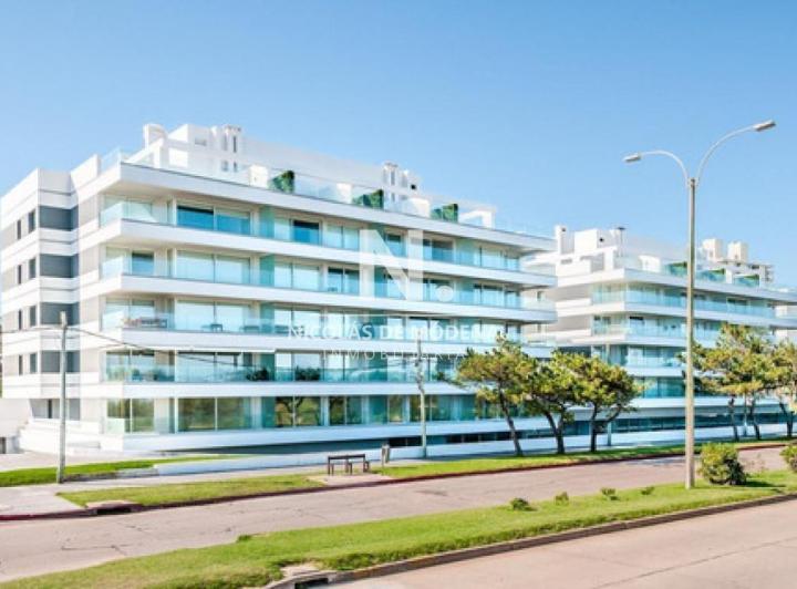 Departamento · 5 Ambientes · 1 Cochera