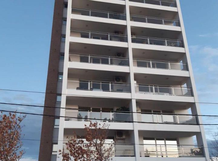 Departamento · 85m² · 4 Ambientes · 1 Cochera