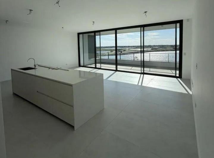 Departamento · 142m² · 4 Ambientes · 2 Cocheras
