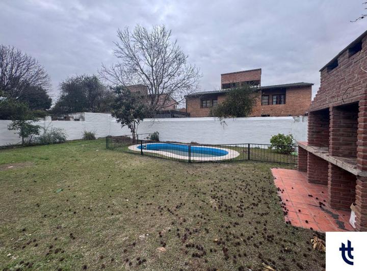Casa · 149m² · 5 Ambientes · 1 Cochera