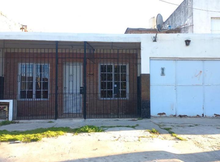 Casa · 110m² · 4 Ambientes · 1 Cochera