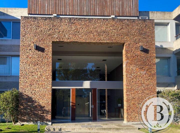 Casa · 75m² · 3 Ambientes · 1 Cochera