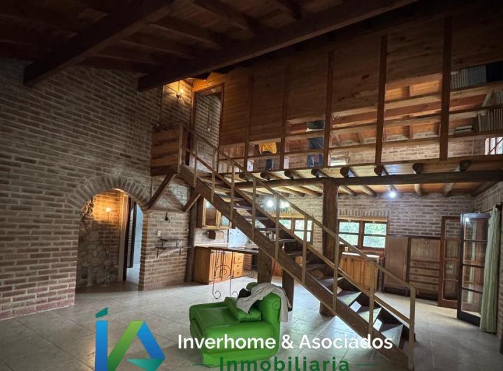 Casa · 131m² · 5 Ambientes · 12 Cocheras