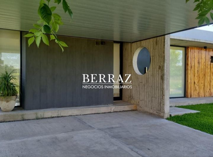 Casa · 150m² · 4 Ambientes · 2 Cocheras