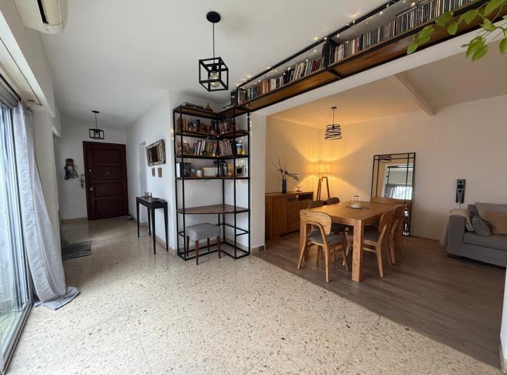 Casa · 104m² · 3 Ambientes · 2 Cocheras