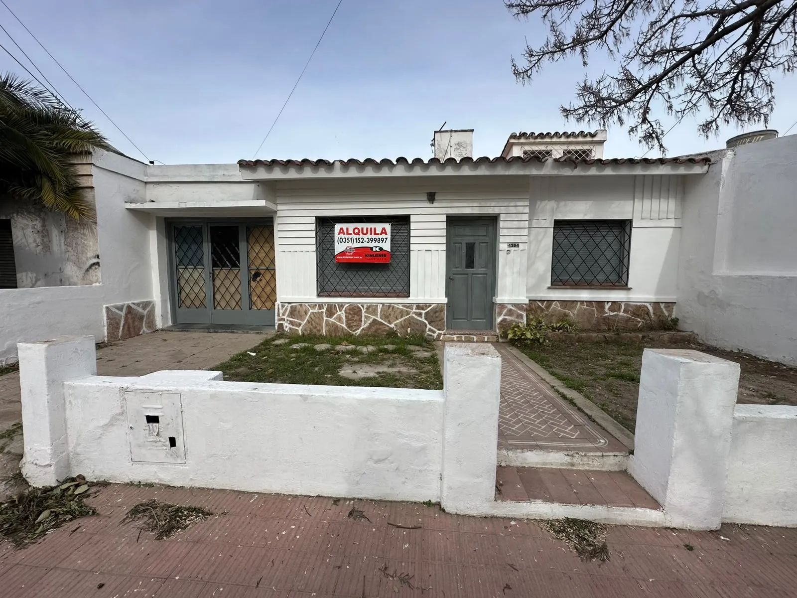 DISPONIBLE CASA EN ALQUILER B° EMPALME
