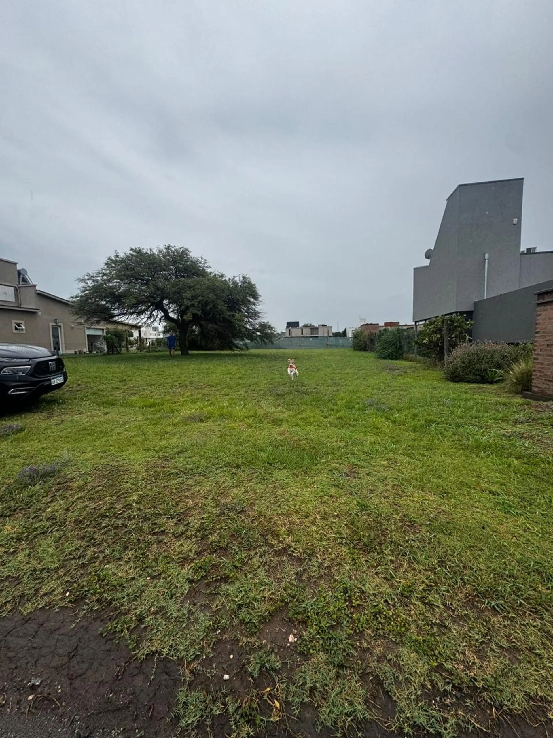 VENTA EXCLUSIVO LOTE EN VALLE DEL GOLF 805 MTS