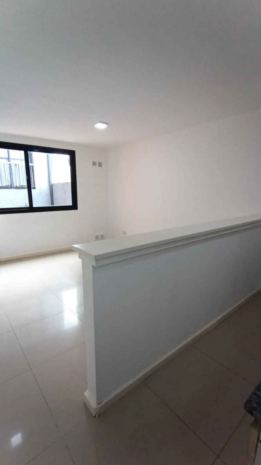 Alq, Depto 1 Dorm. c/ Patio Hermoso!