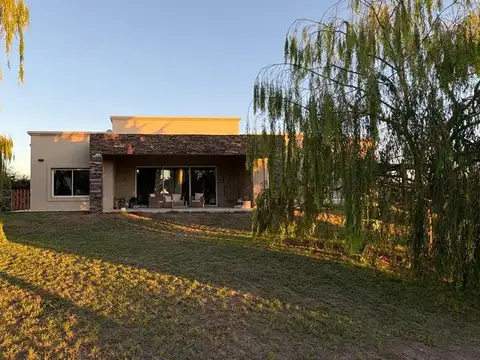 Casa en Venta en Juana Koslay, Juan Martín de Pueyrredón