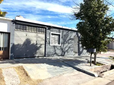 Casa en Venta en Gobernador Benegas, Godoy Cruz