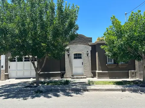 Casa en Venta en Libertador Gral San Martin, San Martín