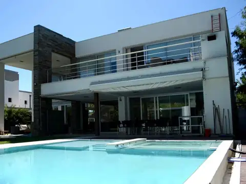 Casa en Venta en Chacras de Coria, Luján de Cuyo