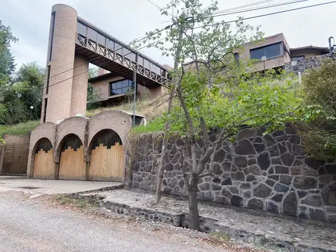 Casa en Venta en Chacras de Coria, Luján de Cuyo