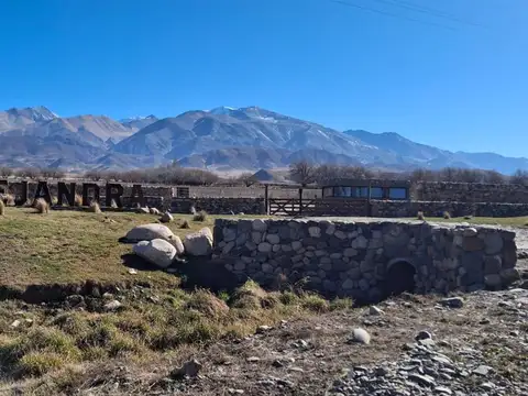 Terreno en Venta en La Carrera, Tupungato