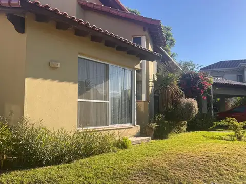 Casa en Venta en Jesus Nazareno, Guaymallén