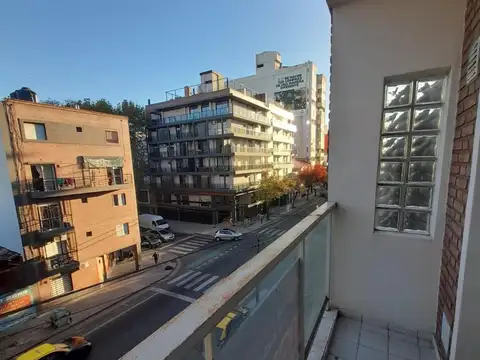 Departamento en Alquiler en Macrocentro, Rosario