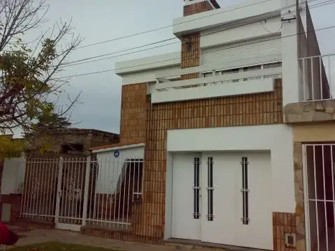Casa en Venta en Villa Gobernador Galvez, Rosario