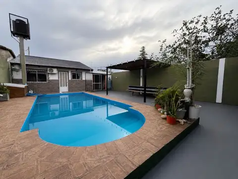 Casa en Venta en Roldan, San Lorenzo