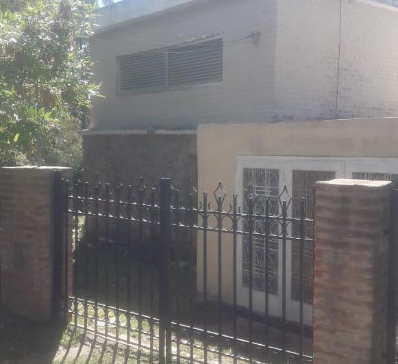 Casa · 145m² · 5 Ambientes · 1 Cochera
