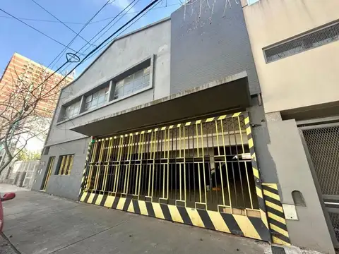 Galpón en Venta en Flores, Capital Federal