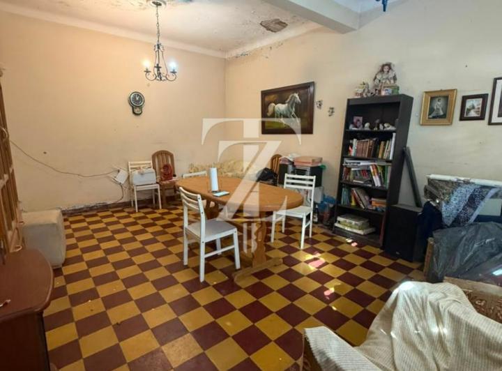 Casa · 215m² · 12 Ambientes