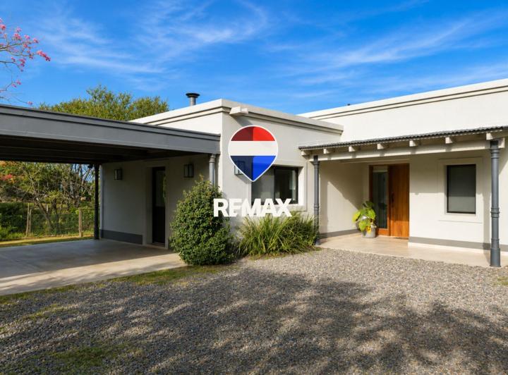 Casa · 184m² · 5 Ambientes · 2 Cocheras