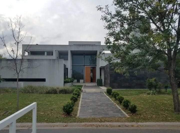 Casa · 485m² · 11 Ambientes