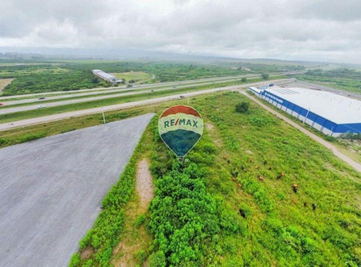 Terreno · 3200m²