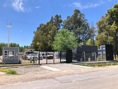 Galpón en Venta en Plottier, Confluencia