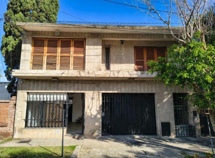 Casa · 134m² · 4 Ambientes · 1 Cochera