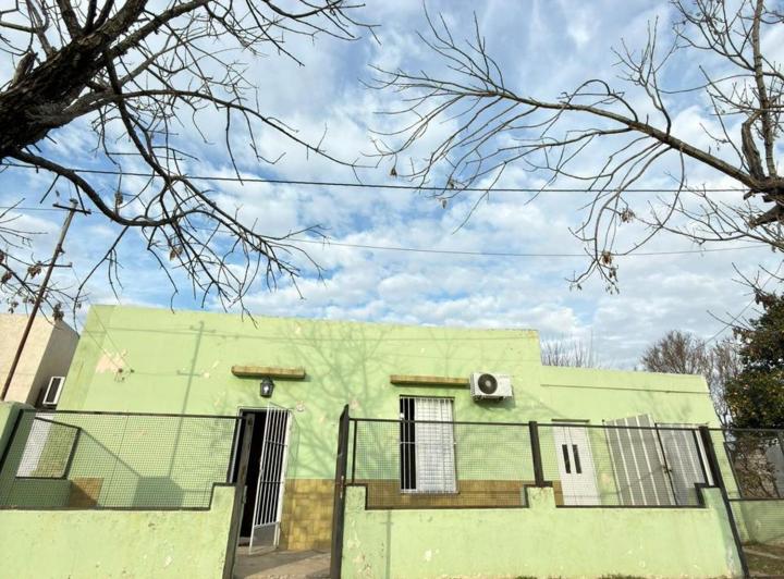 Casa · 96m² · 5 Ambientes · 1 Cochera