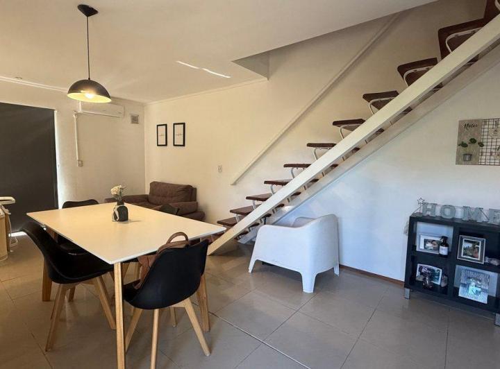 Casa · 72m² · 3 Ambientes · 1 Cochera